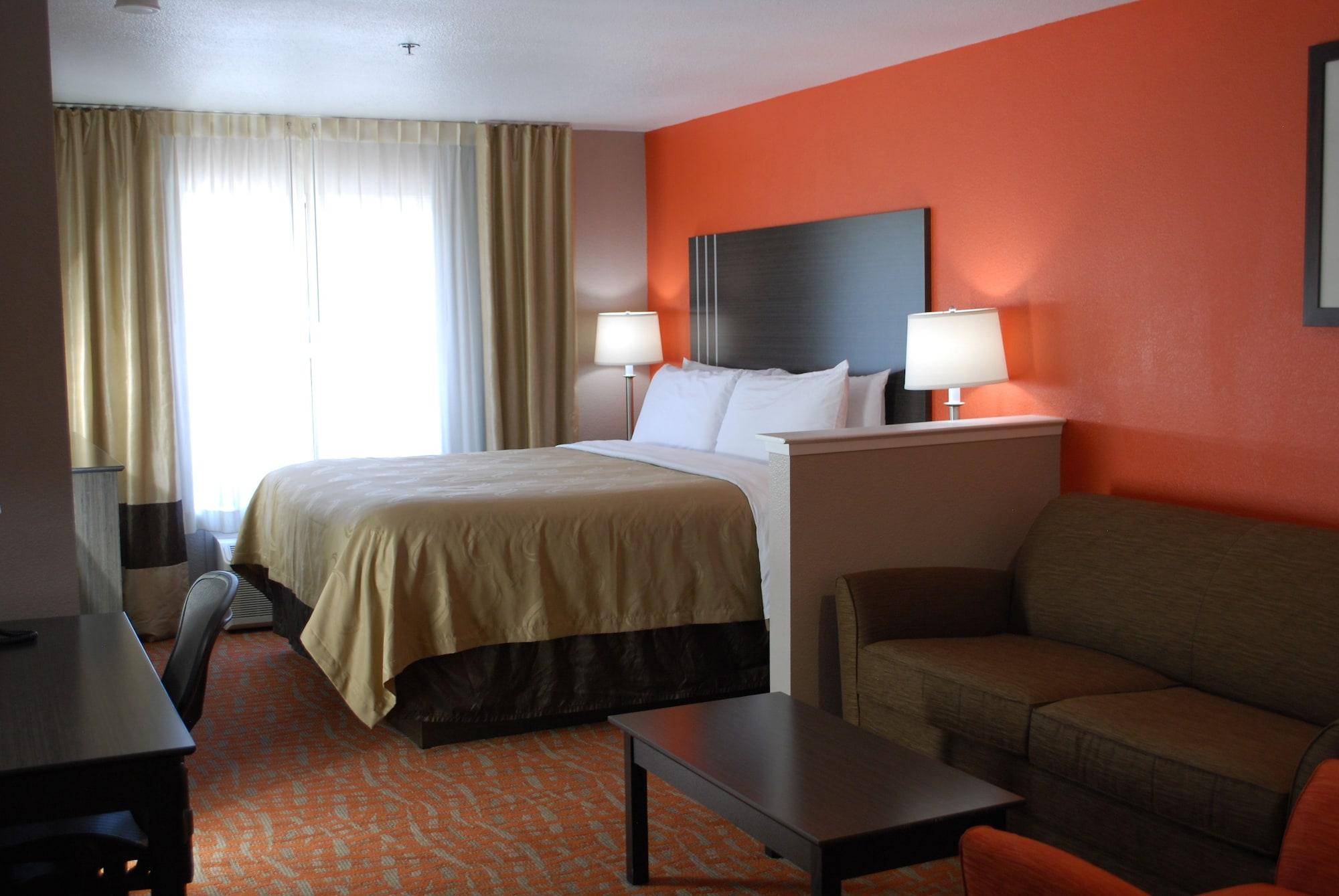 Quality Inn & Suites Fresno Northwest Экстерьер фото